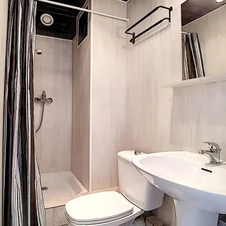 Cosy Au Pied Des Pistes, 2 Pers, Centre, Ski, Animaux Admis - Fr-1-344-1010 * 圣马丁德贝尔维尔